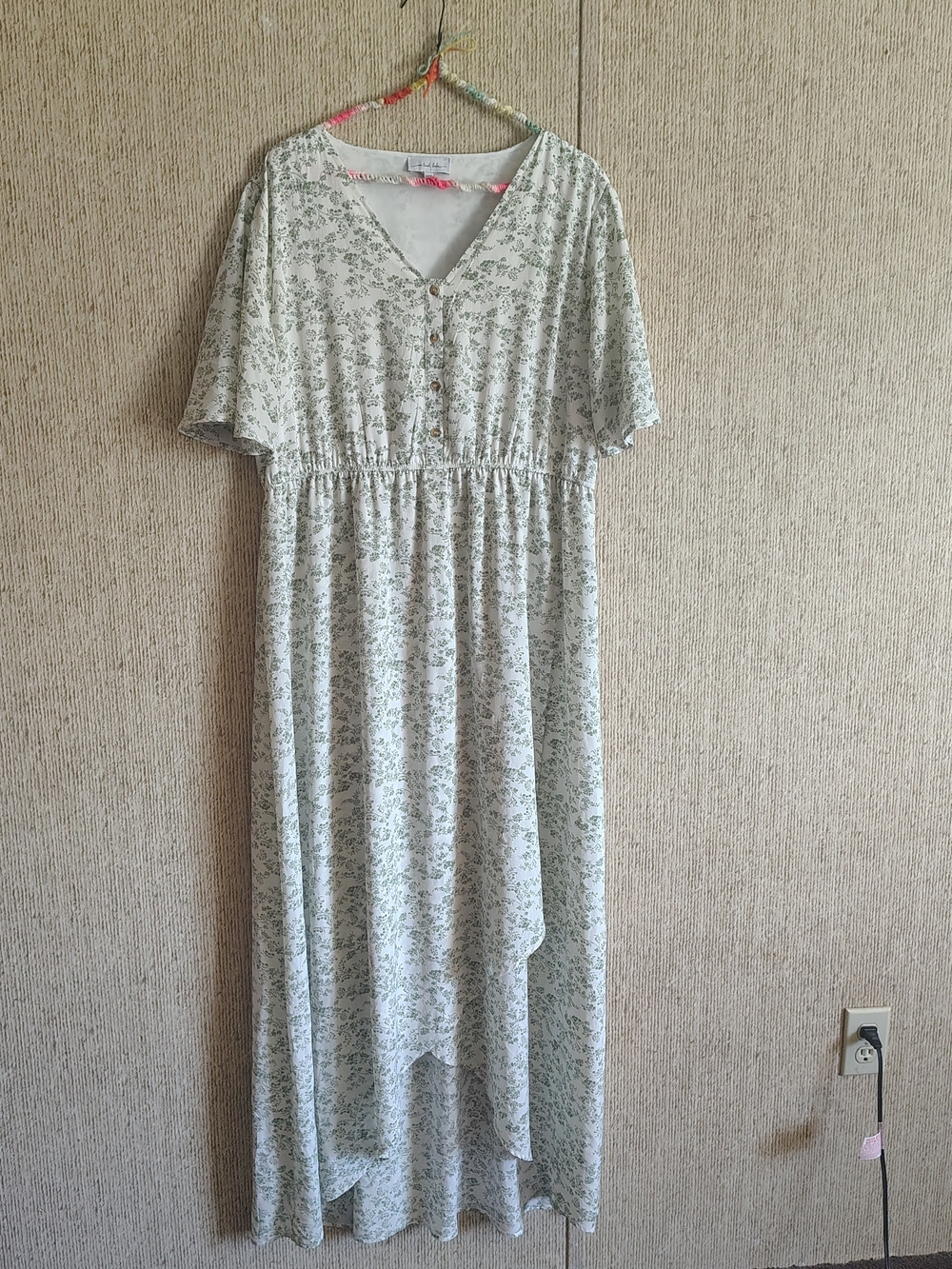 One Loved Babe Sage Green Floral V-Neck Maxi Dress, High Low Hem, Sz XXXL